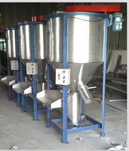 塑機(jī)輔機(jī)-浙江立式加熱攪拌機(jī) 烘干攪拌機(jī) 全年三包 就在配角塑料機(jī)械-塑機(jī)輔機(jī)盡.